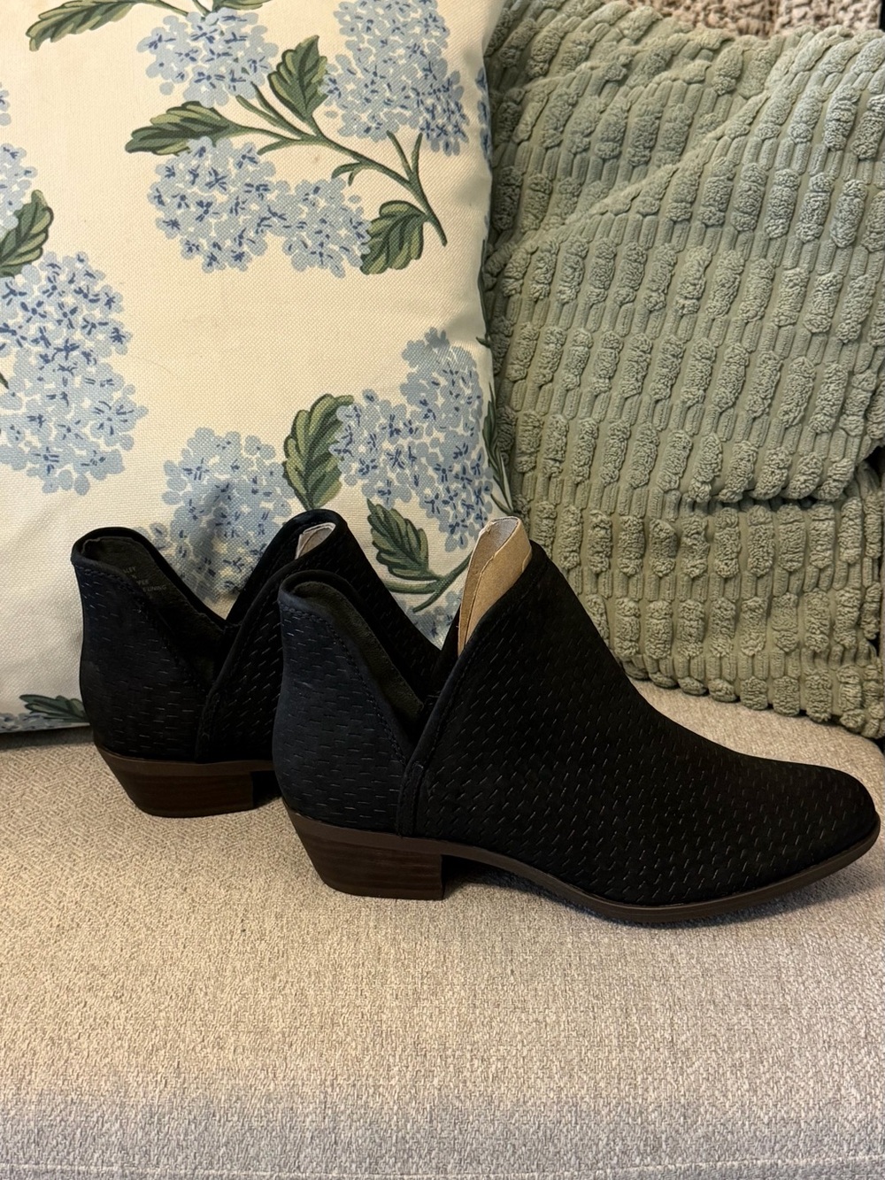 Lucky Brand Bailey Black Leather Ankle Booties Slip On Size 7M NWOT